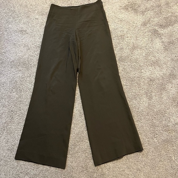 Donna Karan Pants - Donna Karan size 6 100% wool wide leg pants